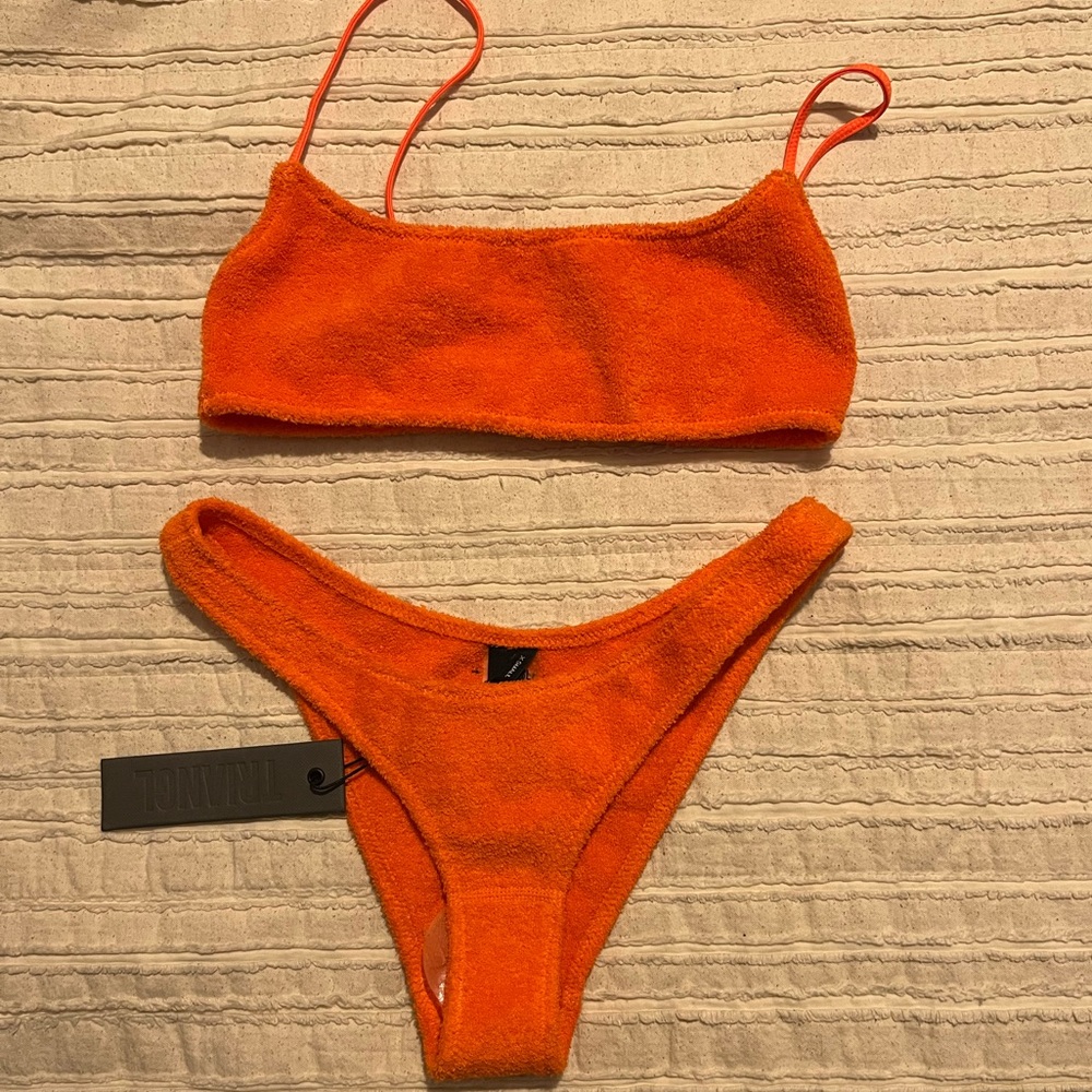 Triangl Orange Tericloth Set